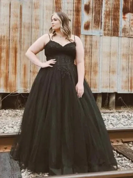 Plus Size A Line V Neck Corset Lace Applique Tulle Black Long Prom Dress