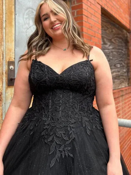 Plus Size A Line V Neck Corset Lace Applique Tulle Black Long Prom Dress
