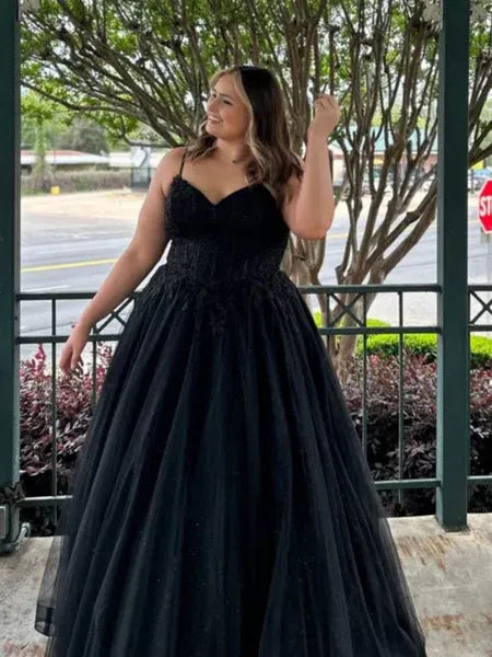 Plus Size A Line V Neck Corset Lace Applique Tulle Black Long Prom Dress