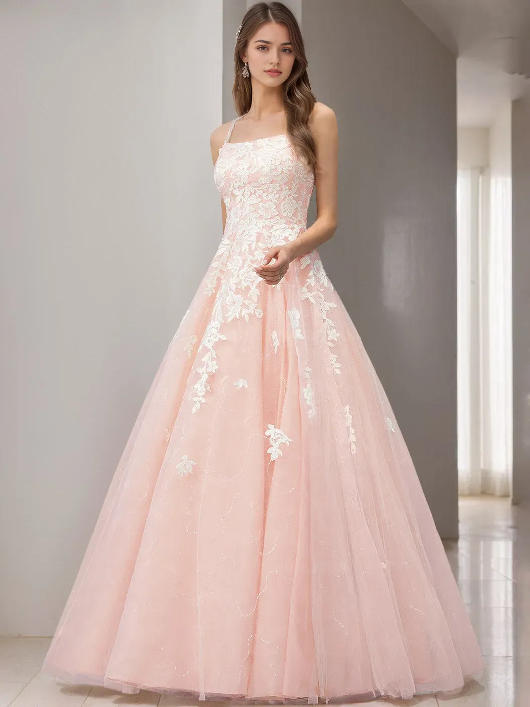 Princess Spaghetti Straps Sleeveless Floor-Length Wedding Dress with Appliques Lace