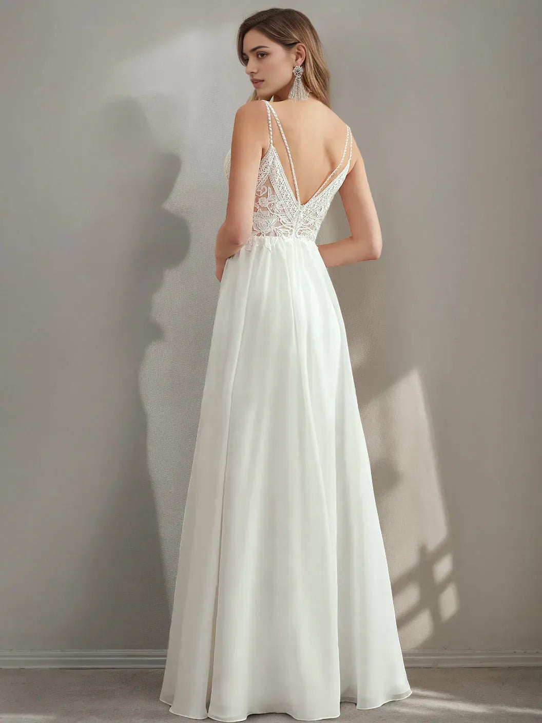 Princess Spaghetti Straps V-Neck Lace Wedding Dress with Appliques