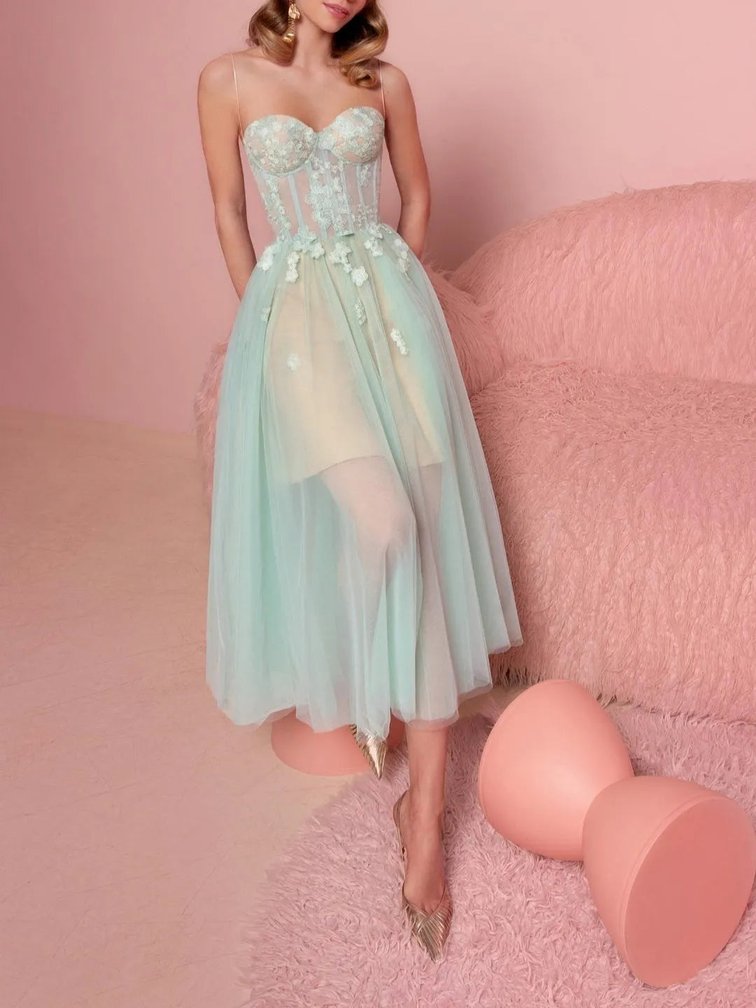 Princess Strapless Sleeveless Tea-Length Homecoming Dresses with Applique