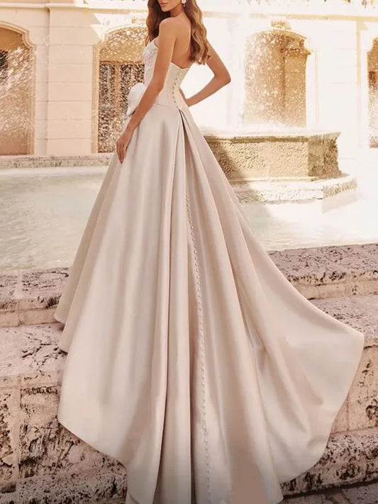 Princess Sweetheart Court Train Sleeveless Wedding Dresses With Bow