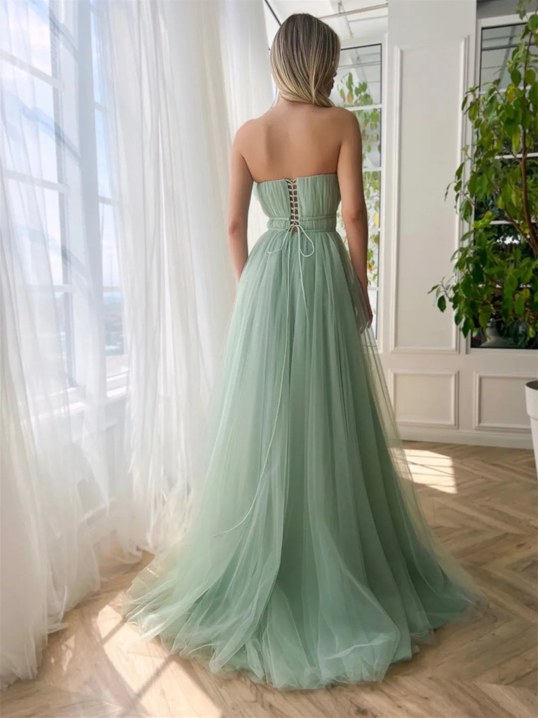 Princess Sweetheart Strapless Floor-Length Prom Dress with Slit