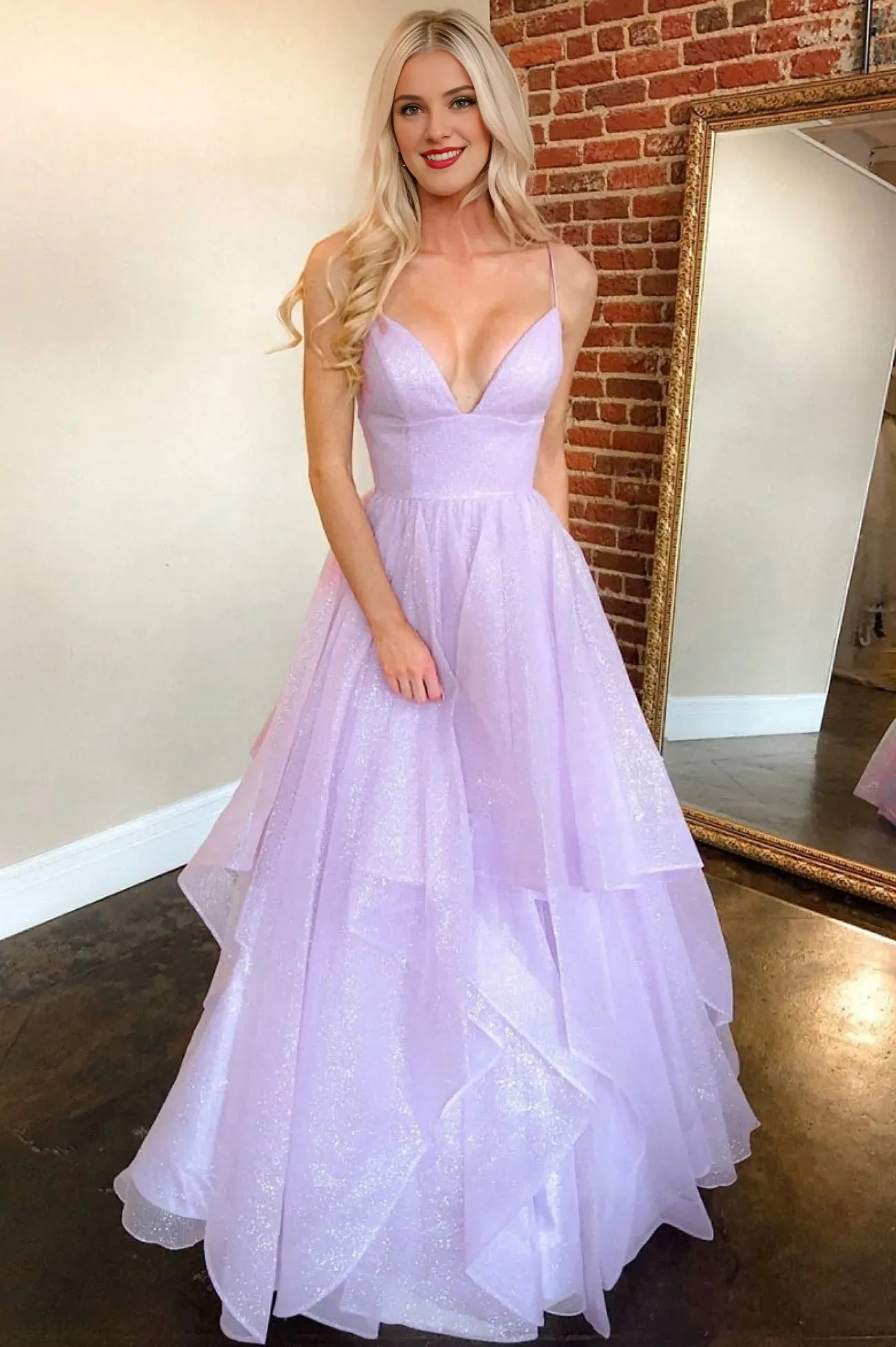Purple Tulle Long A-Line Prom Dress V-Neck Spaghetti Straps Evening Dress
