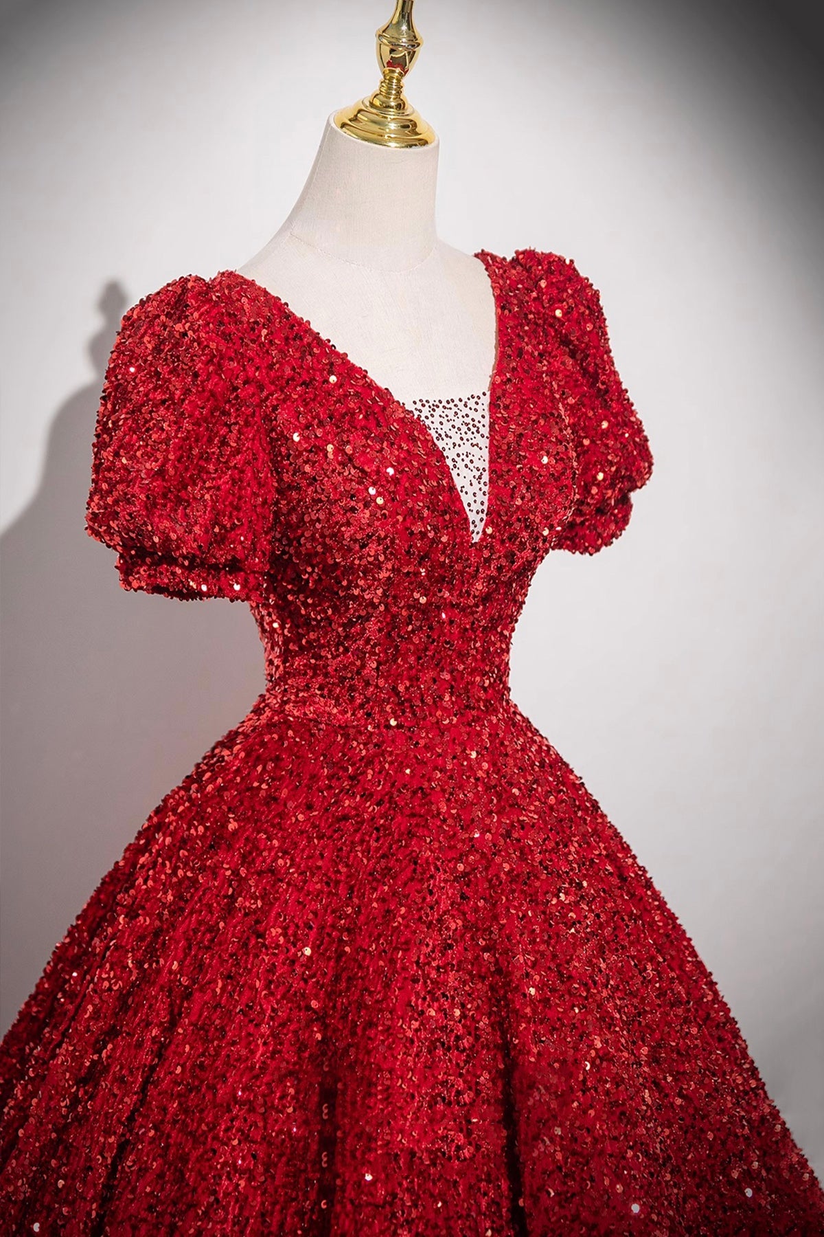 Red V-Neck Sequins Long Prom Dress  A-Line Short Sleeve Party Dress