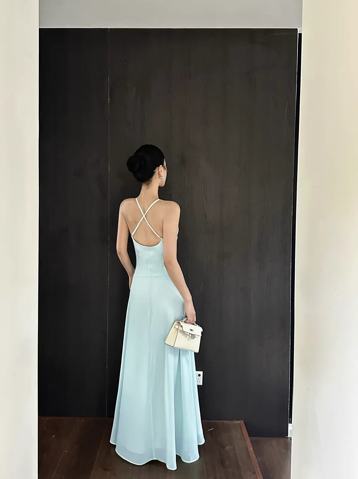 Refreshing A-Line Halter-Neck Ruched Mint Green Chiffon Long Evening Dresses