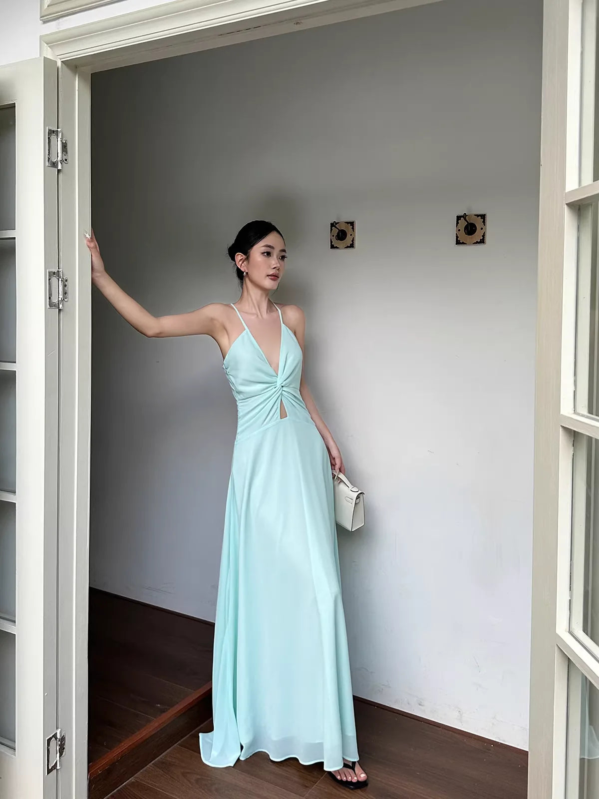 Refreshing A-Line Halter-Neck Ruched Mint Green Chiffon Long Evening Dresses