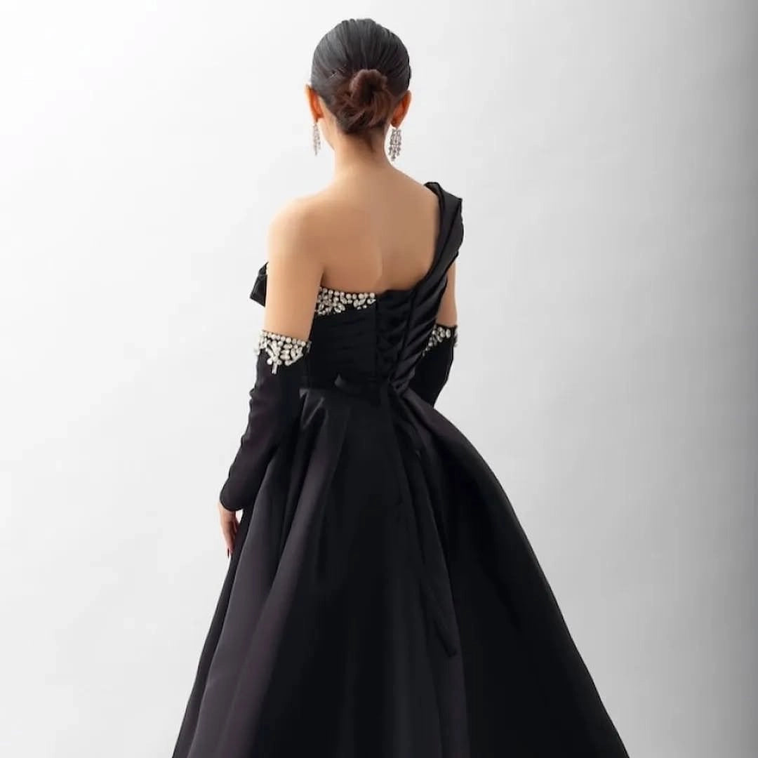 Regal Asymmetric Sleeveless Beaded Black Evening Dress