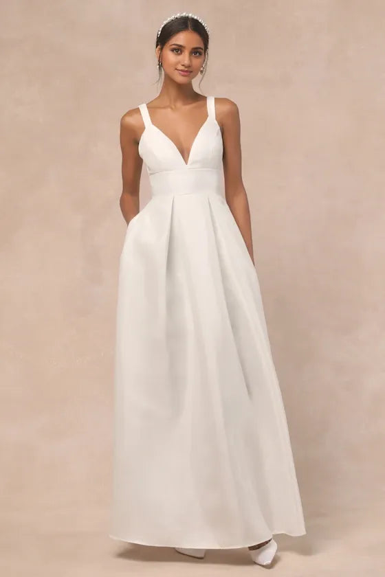 Romance Ivory Sleeveless Evening Dresses