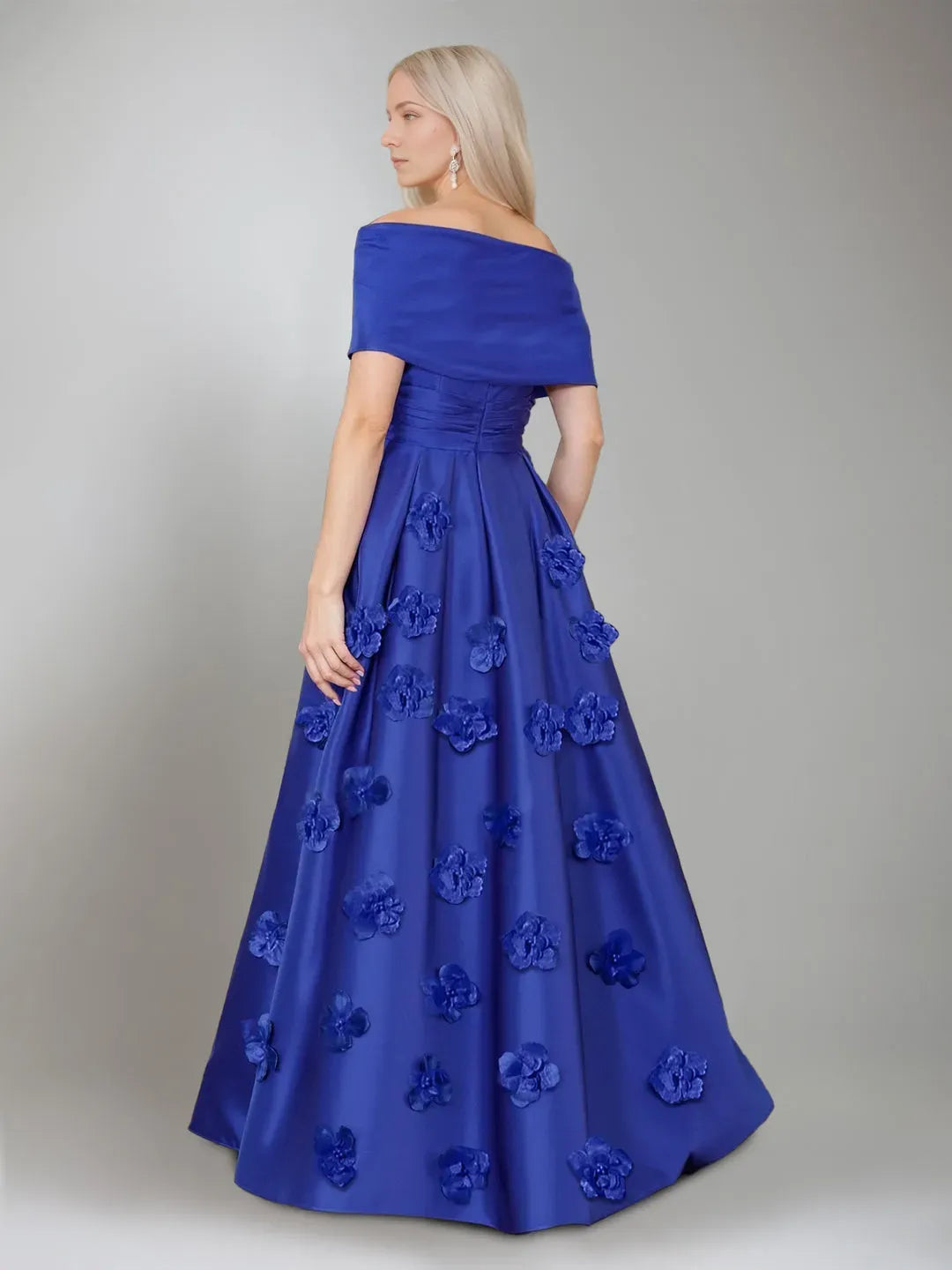 Romantic A-Line Off-the-Shoulder Short Sleeves Pleated Waist Floor-Length Mother of the Bride Dresses with 3D Flowers