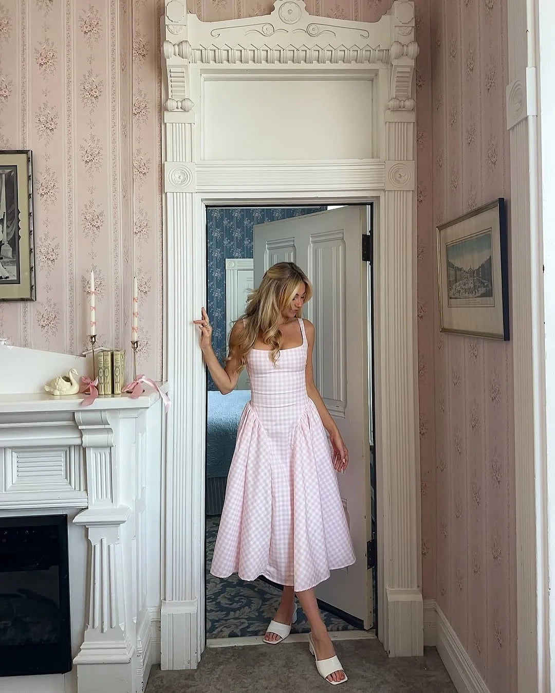 Romantic A-Line Square Neck Sleeveless Gingham Pink Midi Party Dress