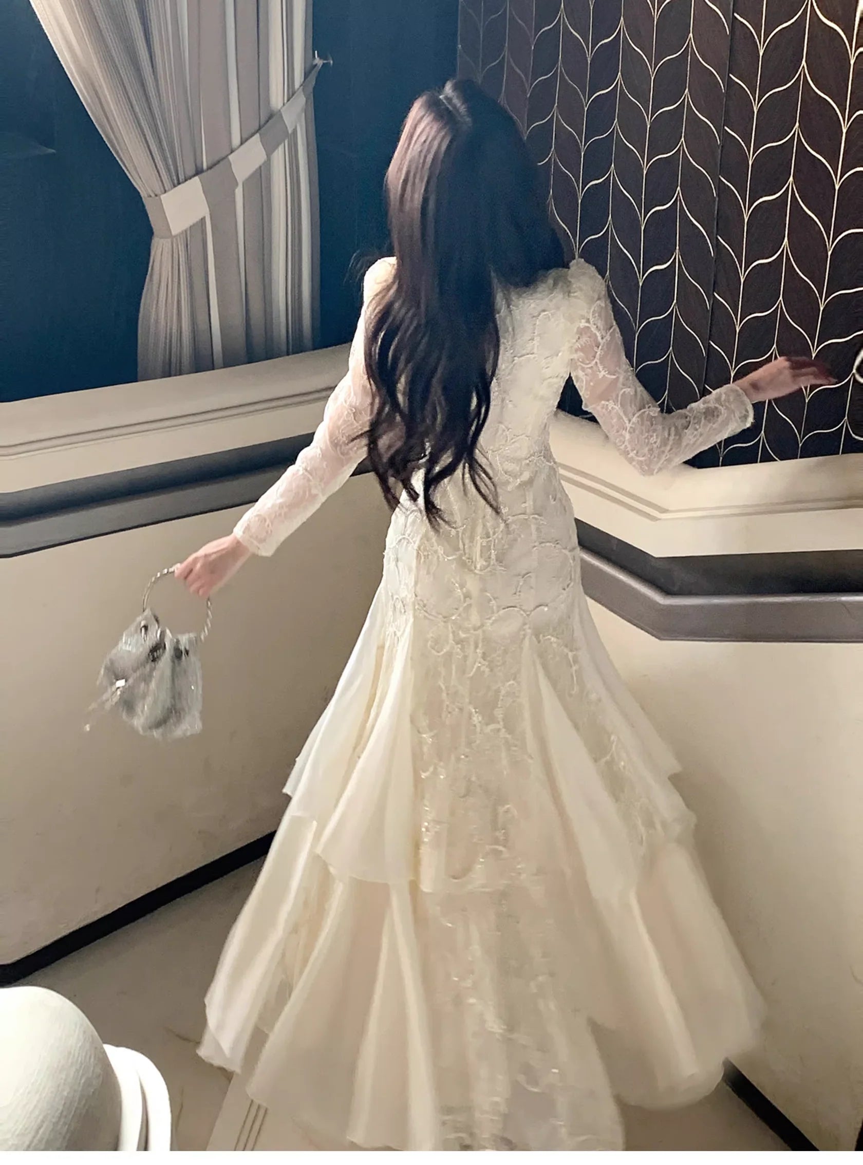 Romantic Mermaid High-Neck Long-Sleeved Lace Ivory Tulle Long Prom Dresses