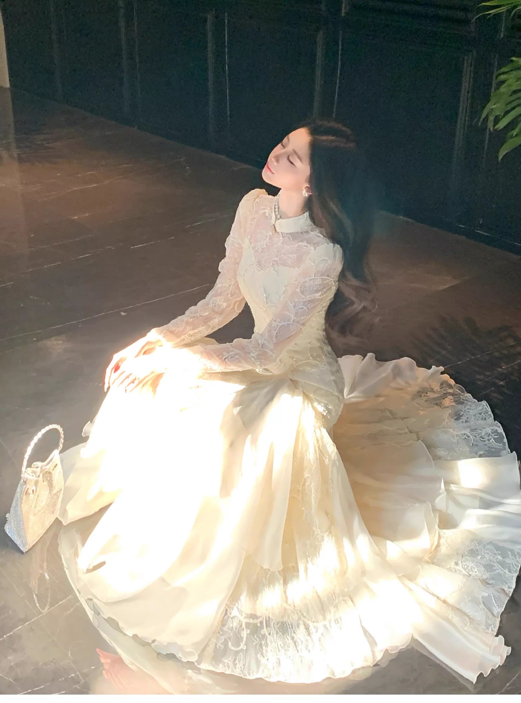 Romantic Mermaid High-Neck Long-Sleeved Lace Ivory Tulle Long Prom Dresses