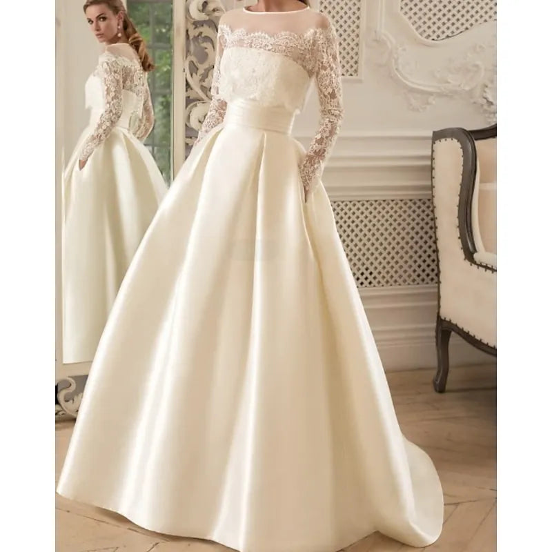 Vintage Ball-Gown Illusion Neck Long Sleeve Lace Appliqu¨¦ Ivory Floor-Length Prom Dress With Pocket
