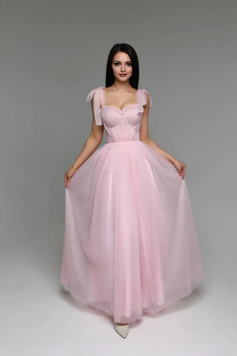 Romantic Pink A-Line Sweetheart Neck Bow Shoulder Strap Lace-Up Tulle Floor-Length Prom Dress ﻿
