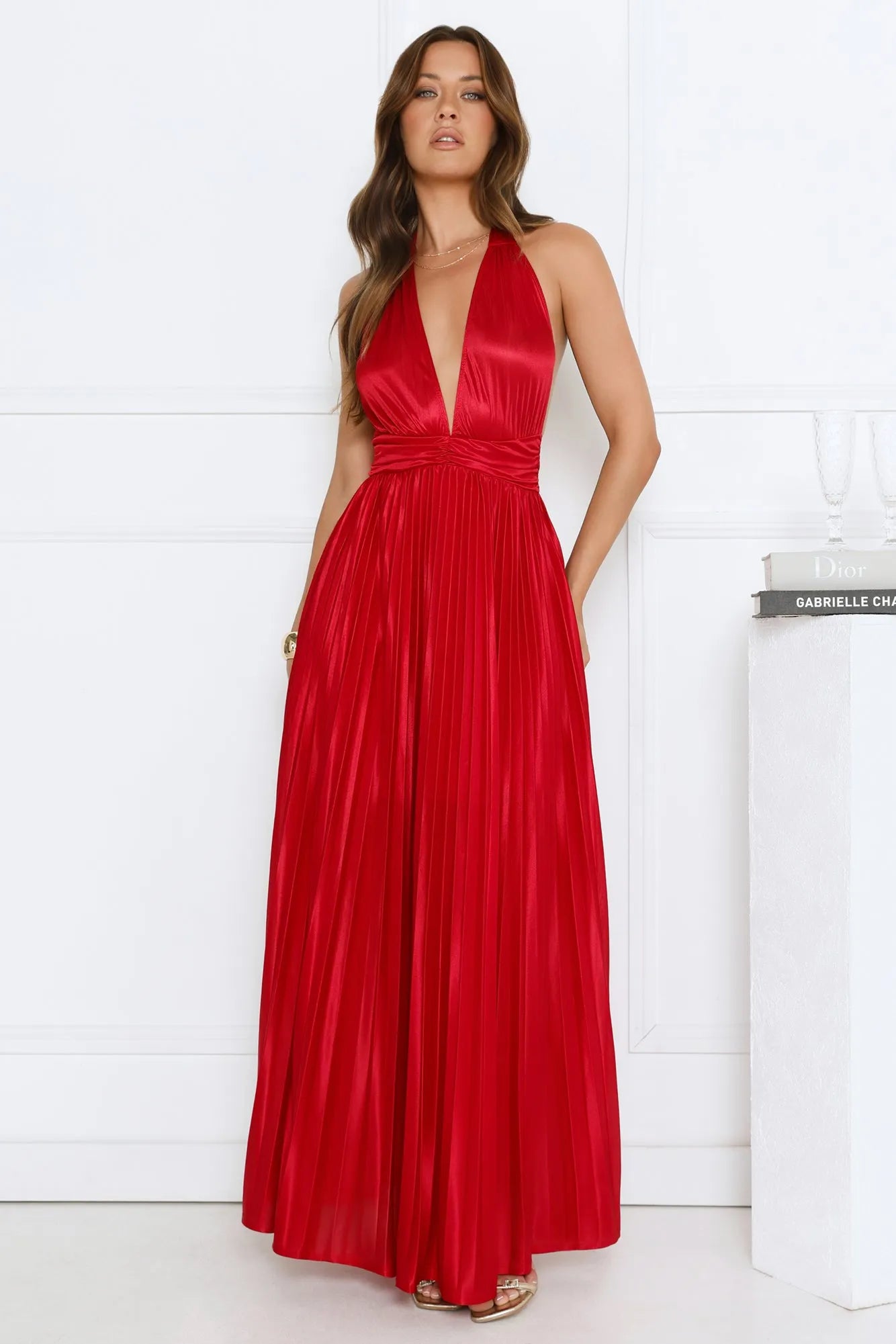 Romantic Red A-Line Halter Neck Sleeveless Deep V-Back Floor-Length Pleated Satin Prom Dresses