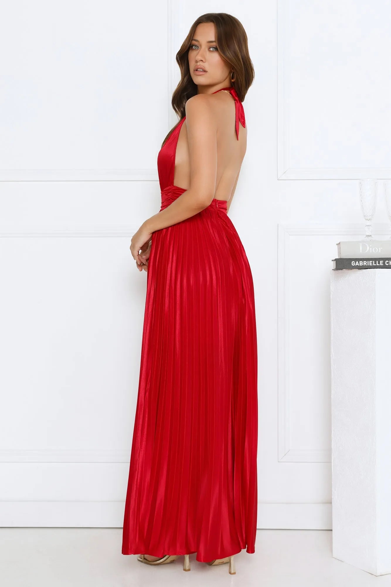 Romantic Red A-Line Halter Neck Sleeveless Deep V-Back Floor-Length Pleated Satin Prom Dresses