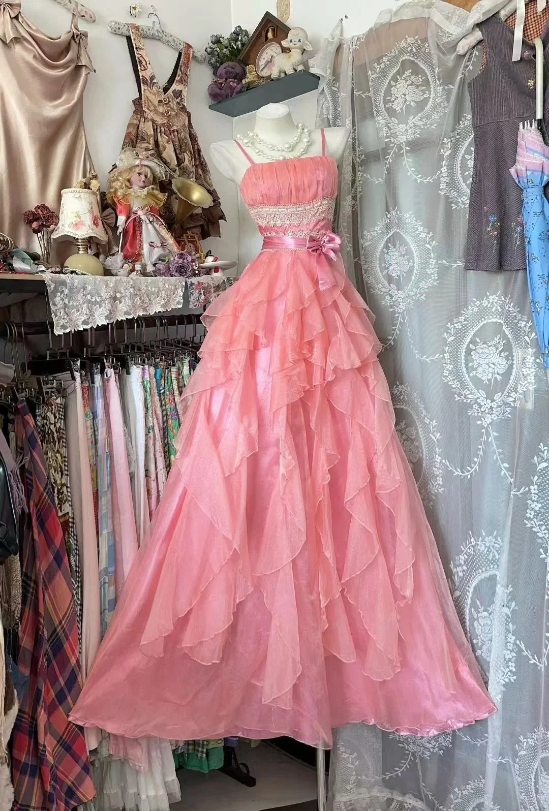 Romantic Spaghetti Strap Sleeveless Ruffled Pink Maxi Prom Dress