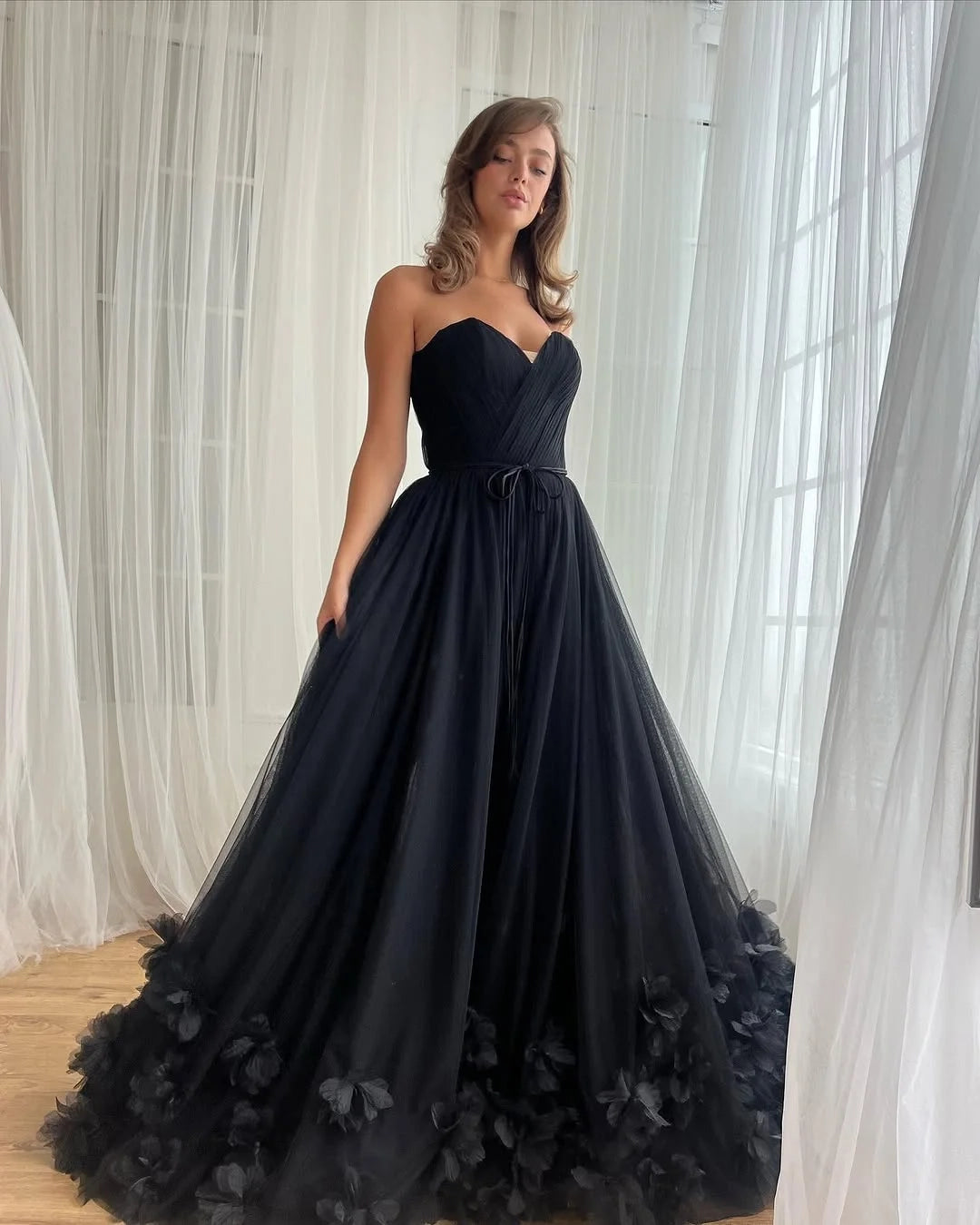 Romantic Sweetheart Sleeveless Floral Black Maxi Party Dress