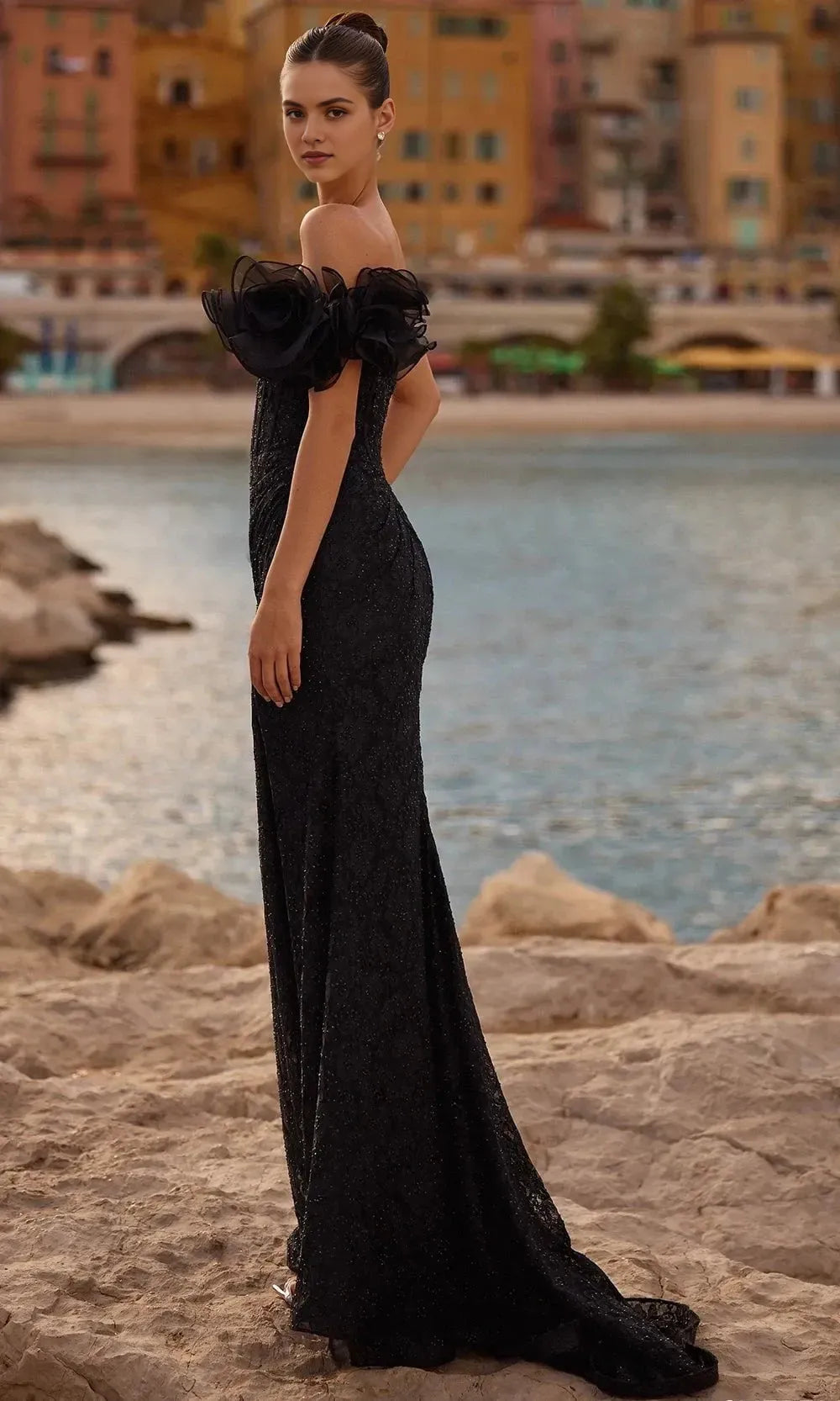 Sexy Black One Shoulder Prom Dress with High Slit  Ruffle Accent  Bold Allure for Nightclub Galas