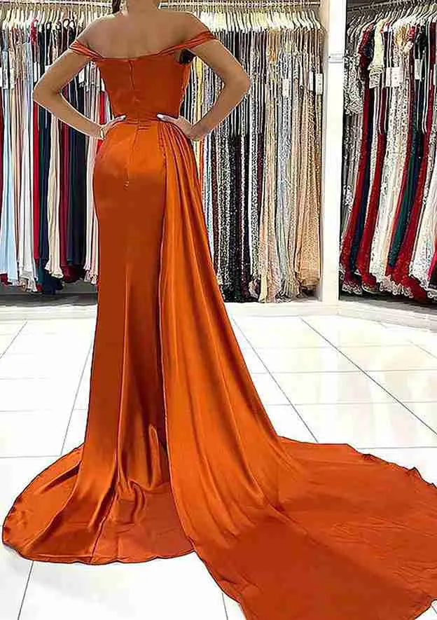 Sheath/Column Off-the-Shoulder Short Sleeve Court Train Prom Dress With Pleated