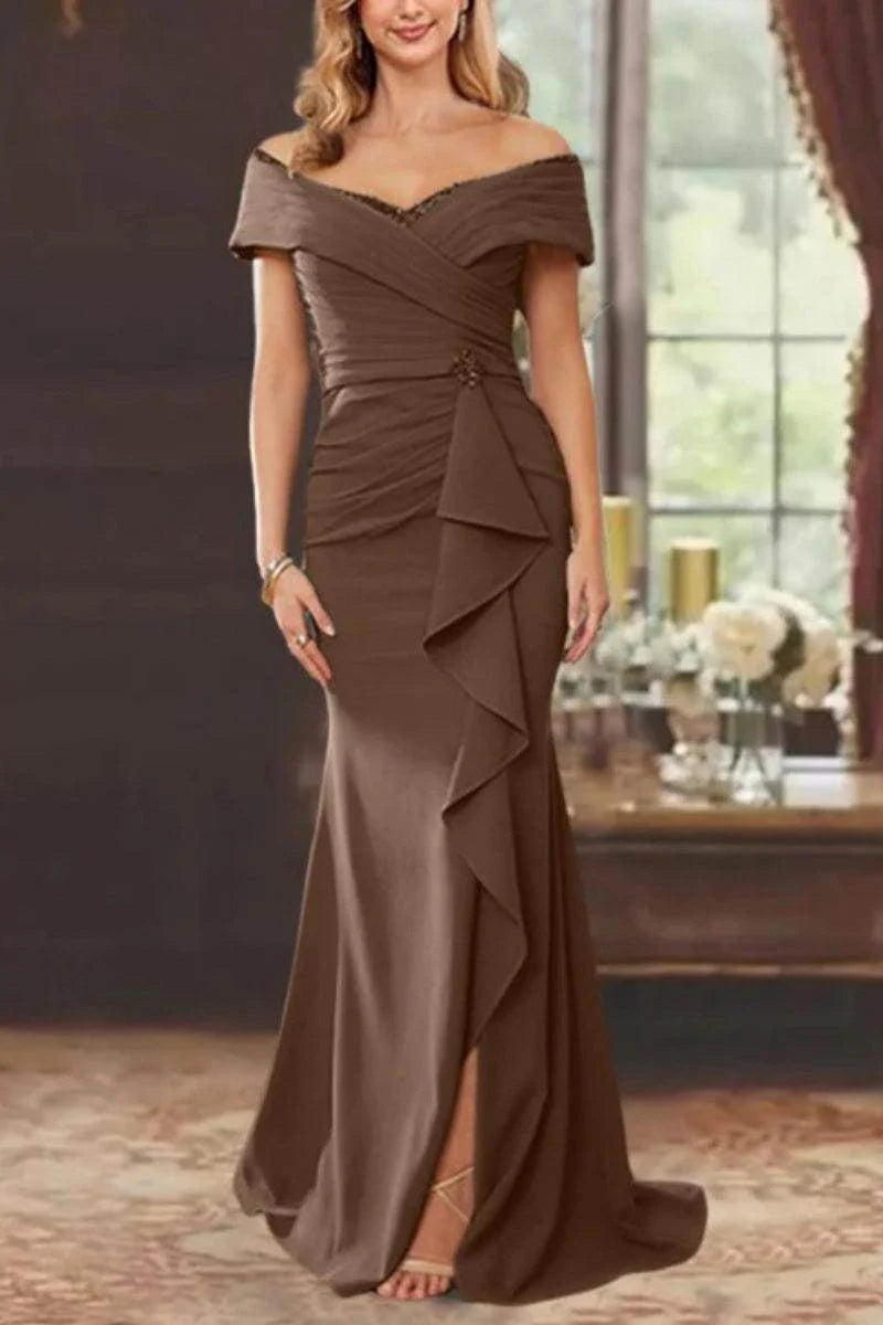 Sheath Off the Shoulder Sleeveless Floor Length Mother Dresses  ﻿