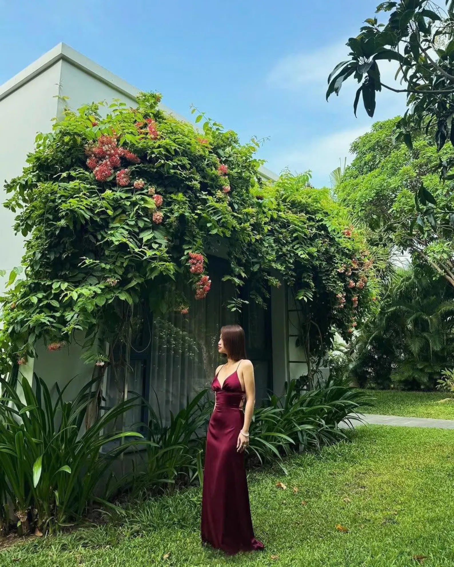 Simple Mermaid Spaghetti Strap Lace-Up Back Satin Burgundy Long Prom Dress