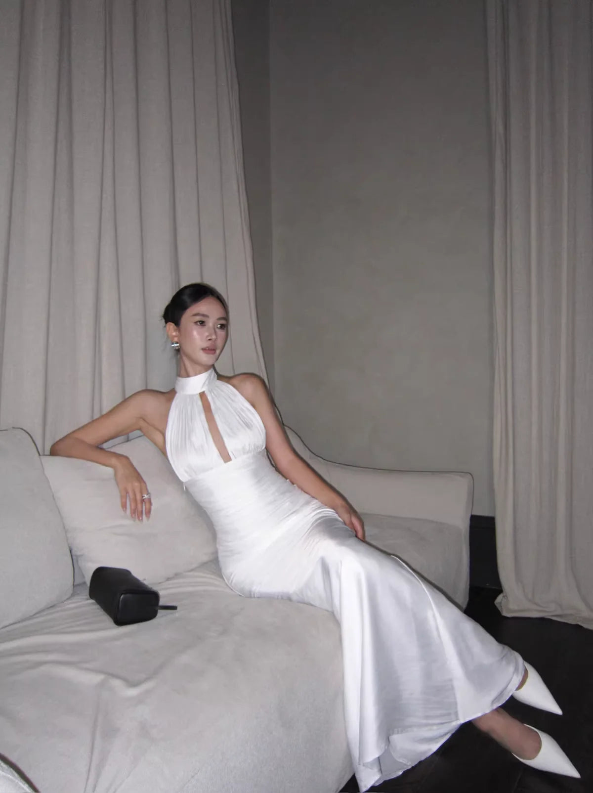 Sleek Mermaid Halter-Neck Sleeveless Ruched White Satin Long Prom Dresses