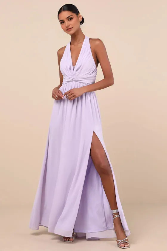 Sophisticated Halter-Neck Prom Dress in Lavender Chiffon with Twist-Front Detail and High-Slit Skirt for Formal Events