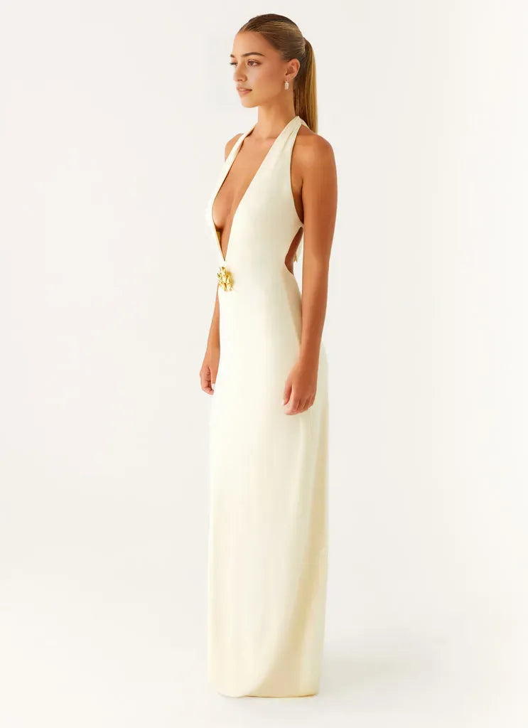 Sophisticated Ivory Prom Dress Halter Neck Plunging V-Neck Gold Floral Detail  Bodycon Silhouette for Formal Occasions