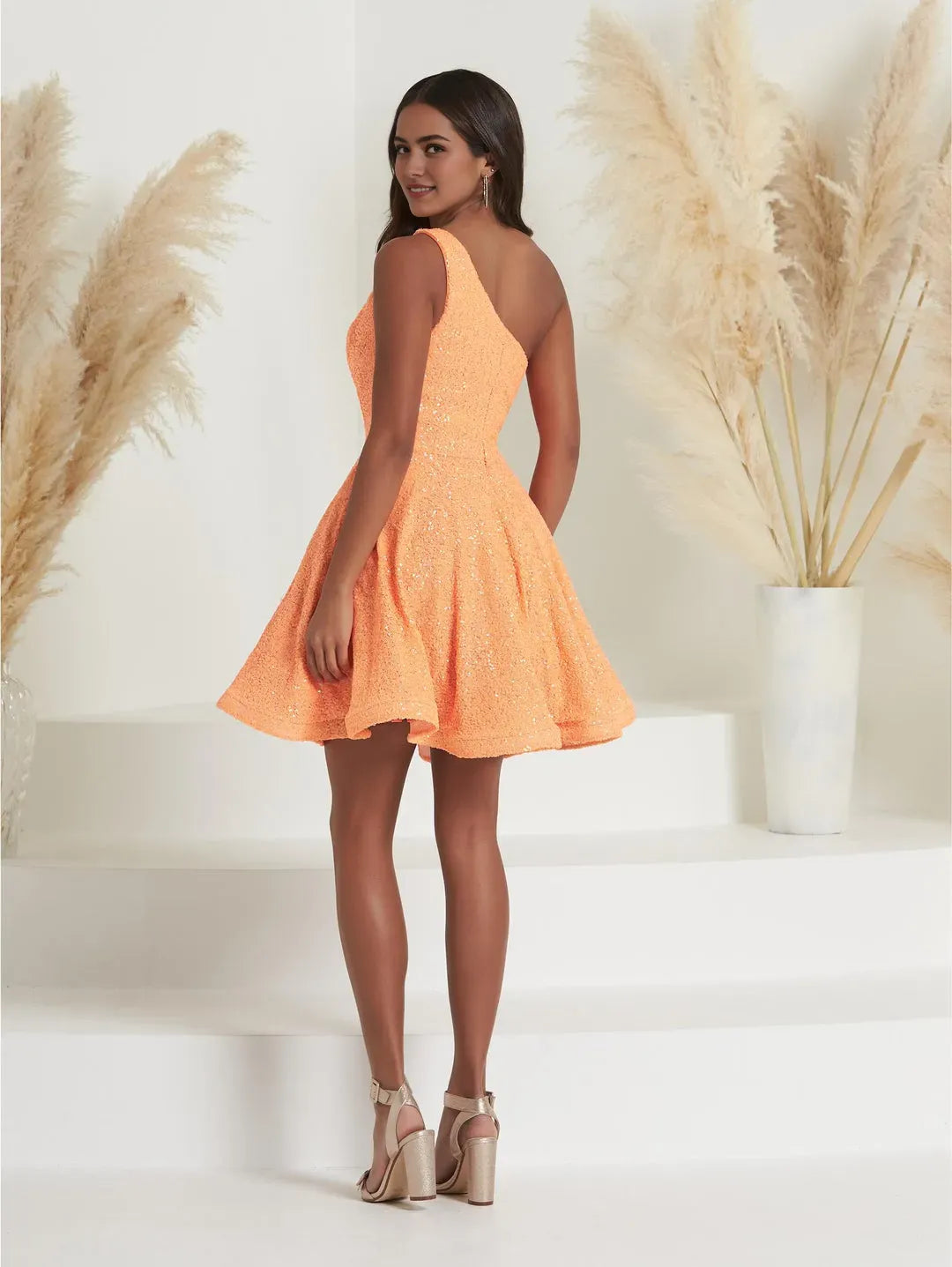 Sparkling Sky  Blue Sequin Homecoming Dress Sleeveless A - Line Short Prom Gown with Iridescent Glitter Party Dress for Teen Girls Perfect for School Dances  Formal Events ﻿