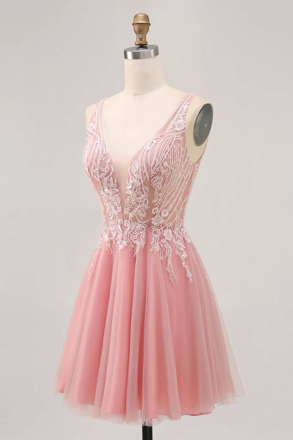 Sparkly Blush V-Neck Beaded Short Tulle Homecoming Dress