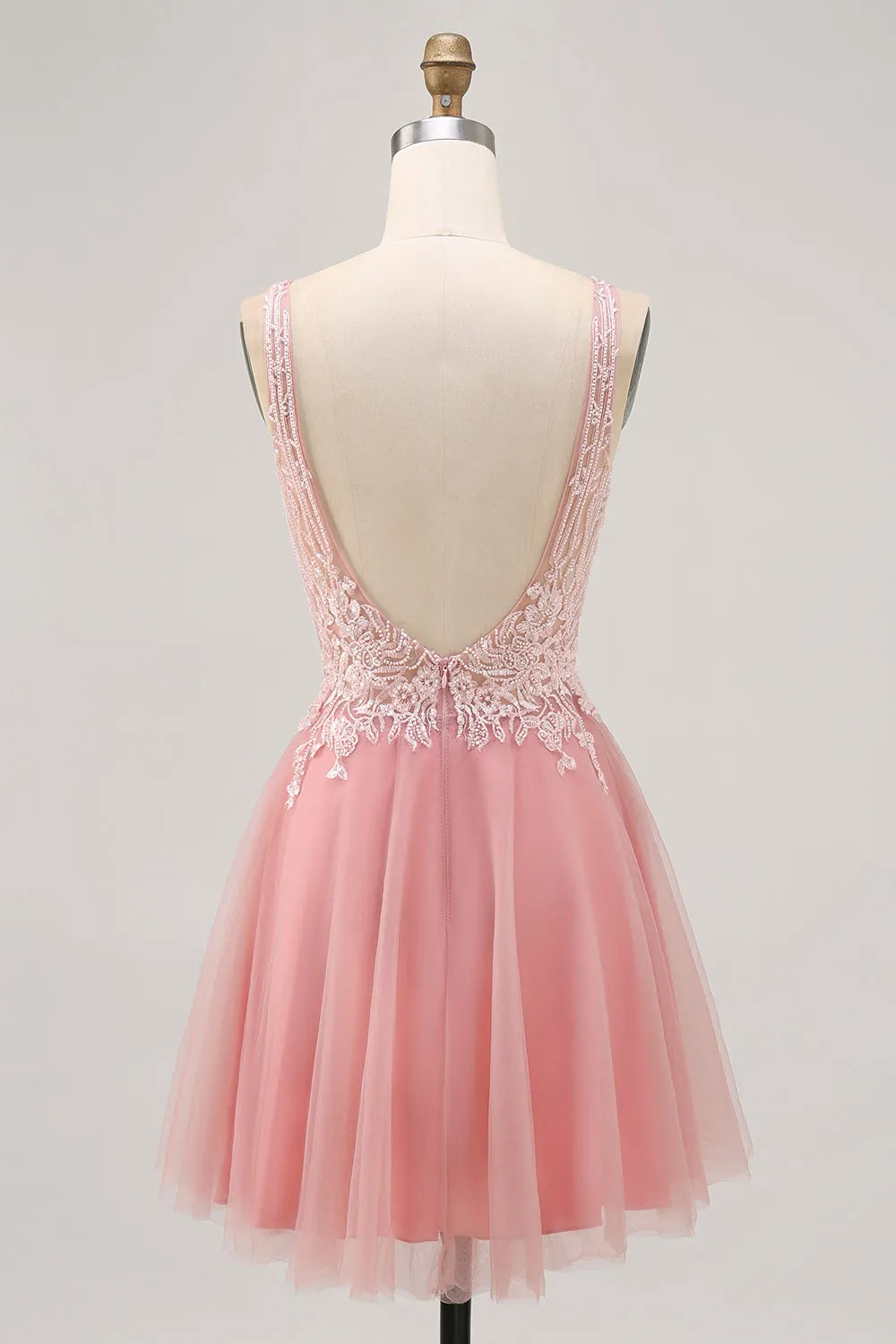 Sparkly Blush V-Neck Beaded Short Tulle Homecoming Dress