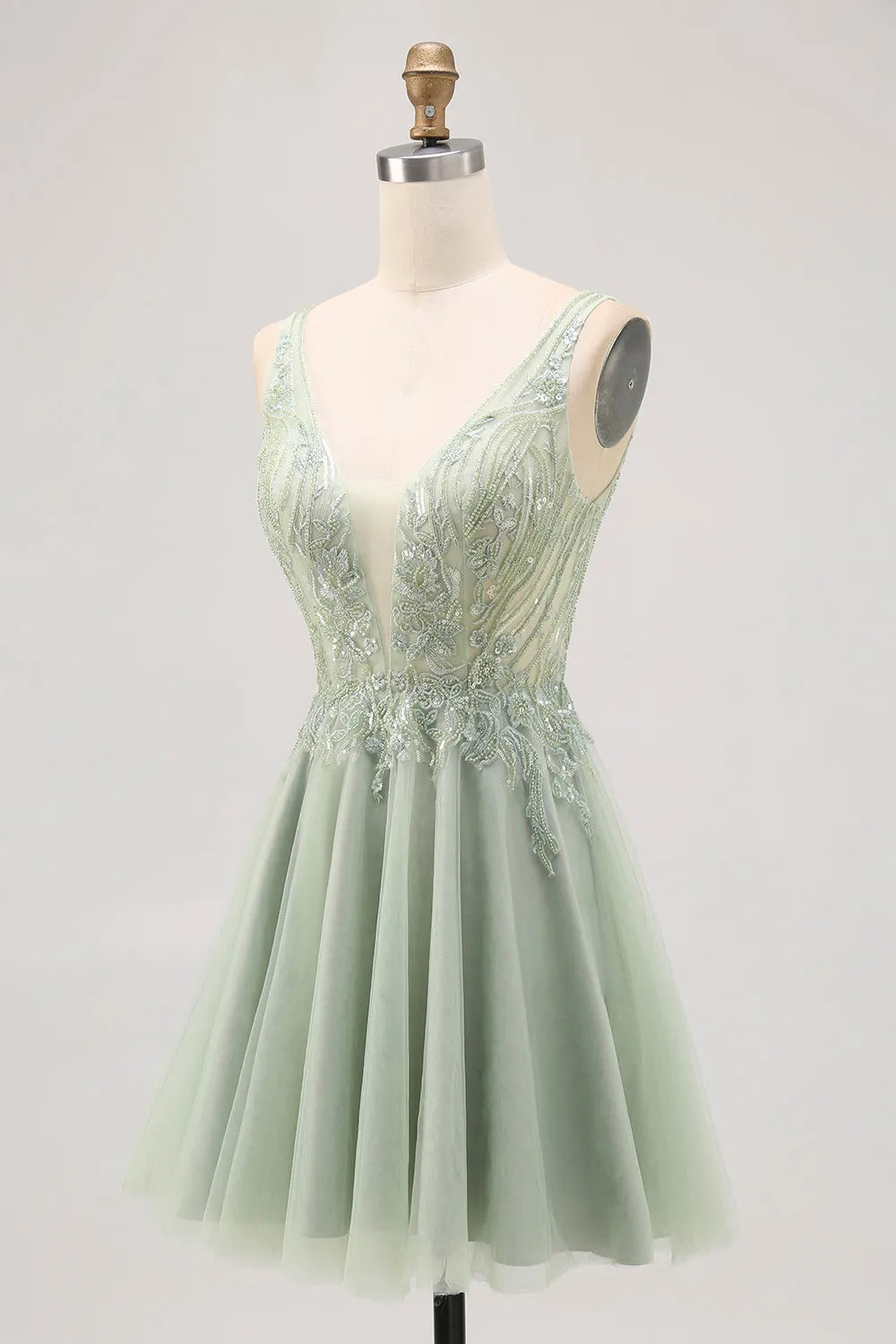 Sparkly Green Tulle V-Neck Beaded Short Homecoming Dress