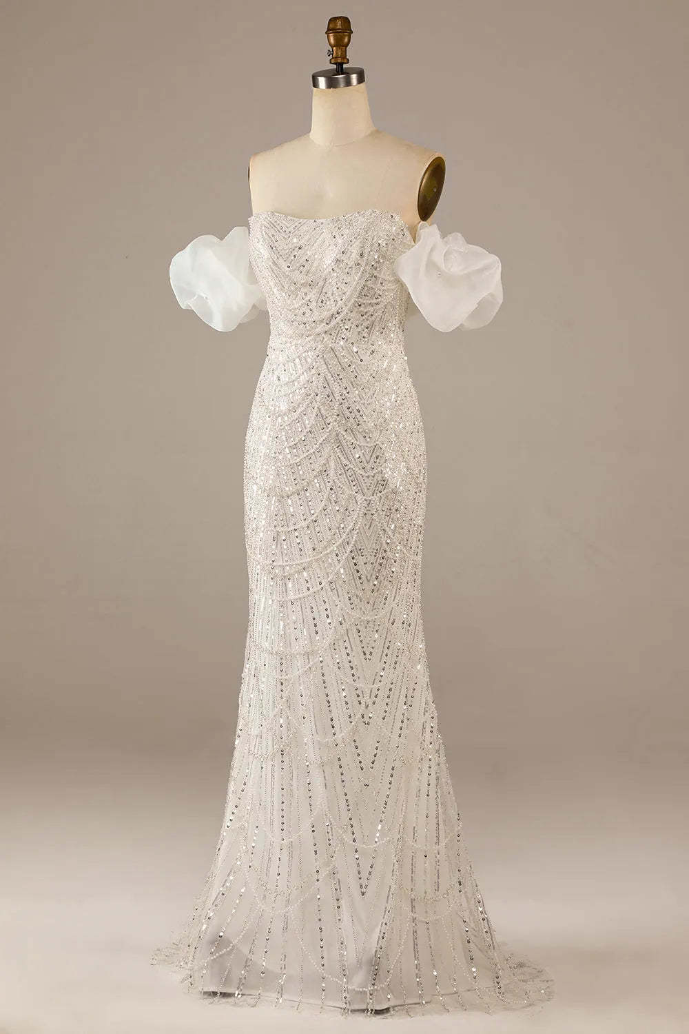 Sparkly Ivory Mermaid Sequined Floor-Length Wedding Dress ﻿