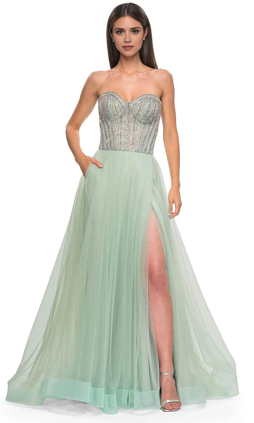 Strapless Beaded Bodice Tulle Prom Dress with High Side Slit Perfect for Formal Evening Galas