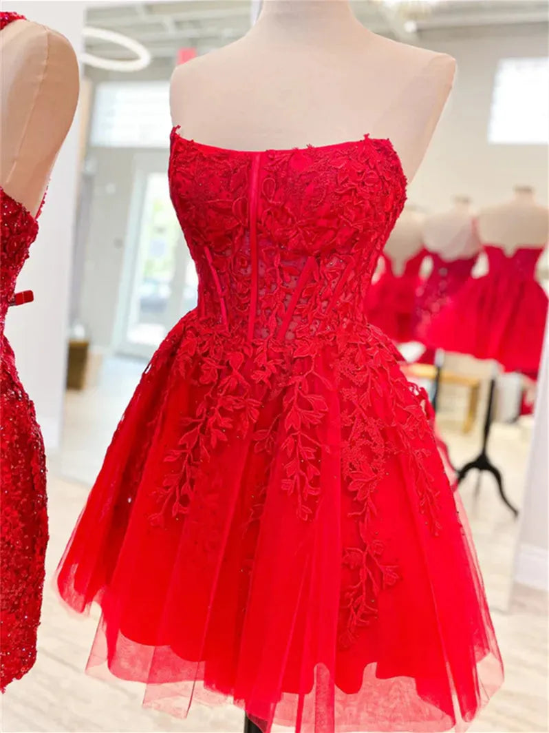 Strapless Sleeveless Short/Mini Party Dance Cocktail Homecoming Dress With Appliques