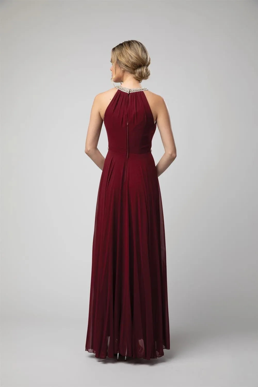 Stunning Burgundy Chiffon Prom Gown with Halter Neck Rhinestone Embellishments and Flowy Silhouette for Formal Events