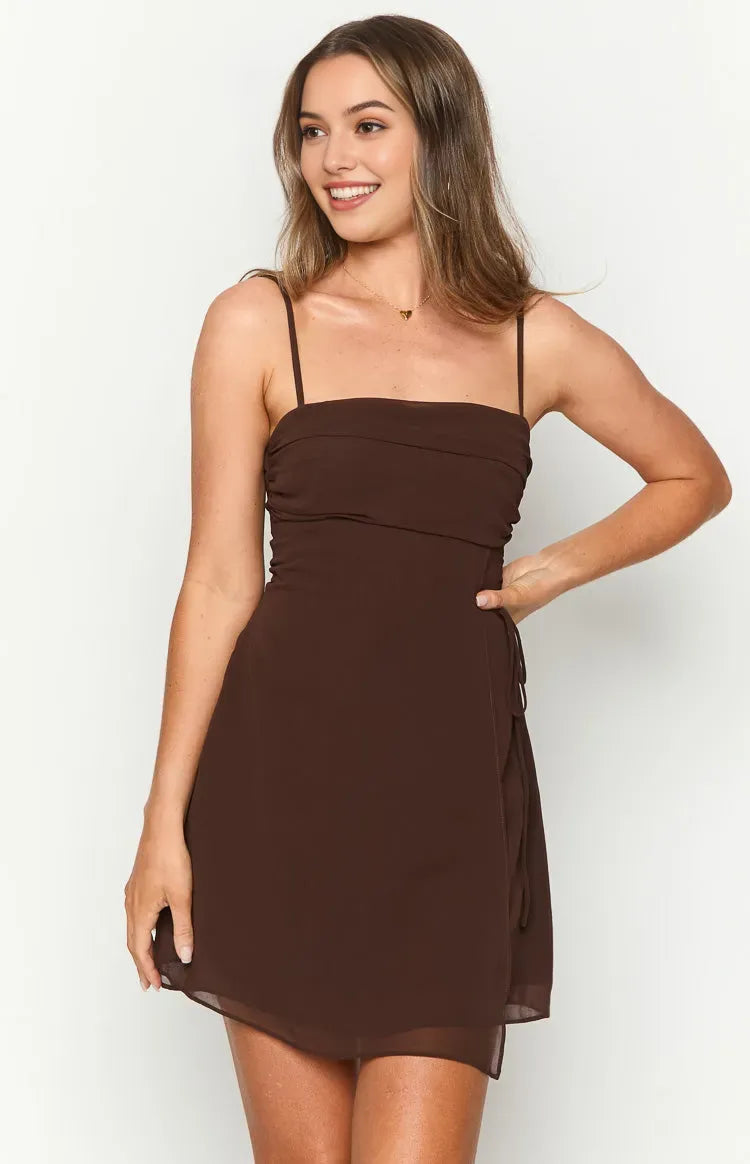 Stylish Brown Chiffon Homecoming Dress Ruched Bust Spaghetti Straps Side Tie for a Standout Entrance