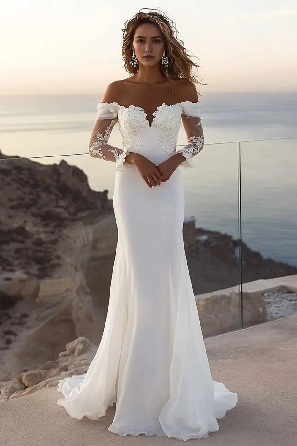 Sweep Train Mermaid Appliques Wedding Dress with Lace Sleeves ﻿