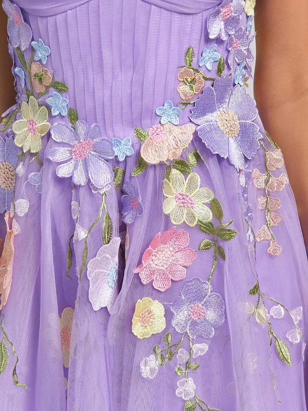 Sweetheart Sleeveless Pleated Short/Mini Homecoming Dresses with Floral Appliques Lace-Up