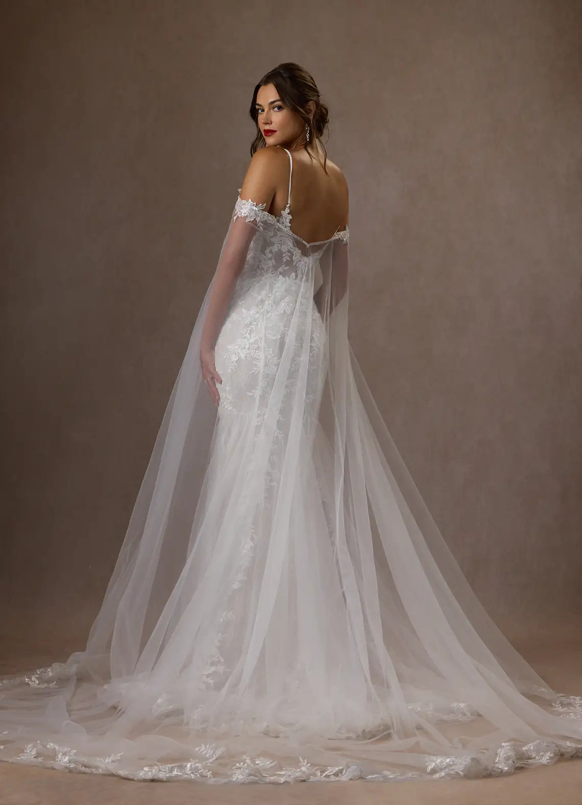 Unique Off Shoulder Mermaid V-Neck Sequins Tulle Cape Wedding Dress Sheer Tulle Floral Lace Appliqués Plunging Sequins Silhouette Train