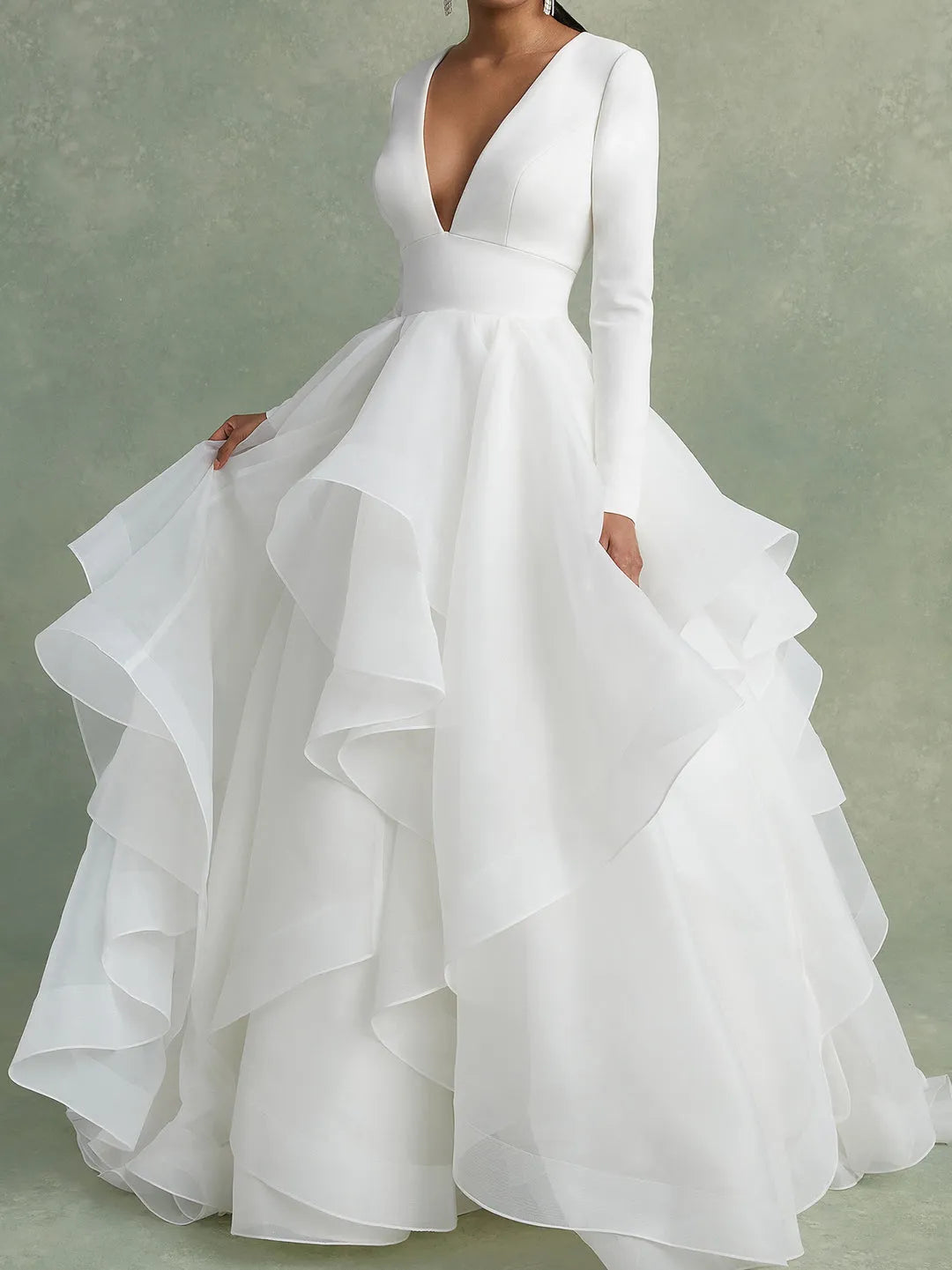 V-Neck Floor-Length Ball-Gown Wedding Dress With Ruffles
