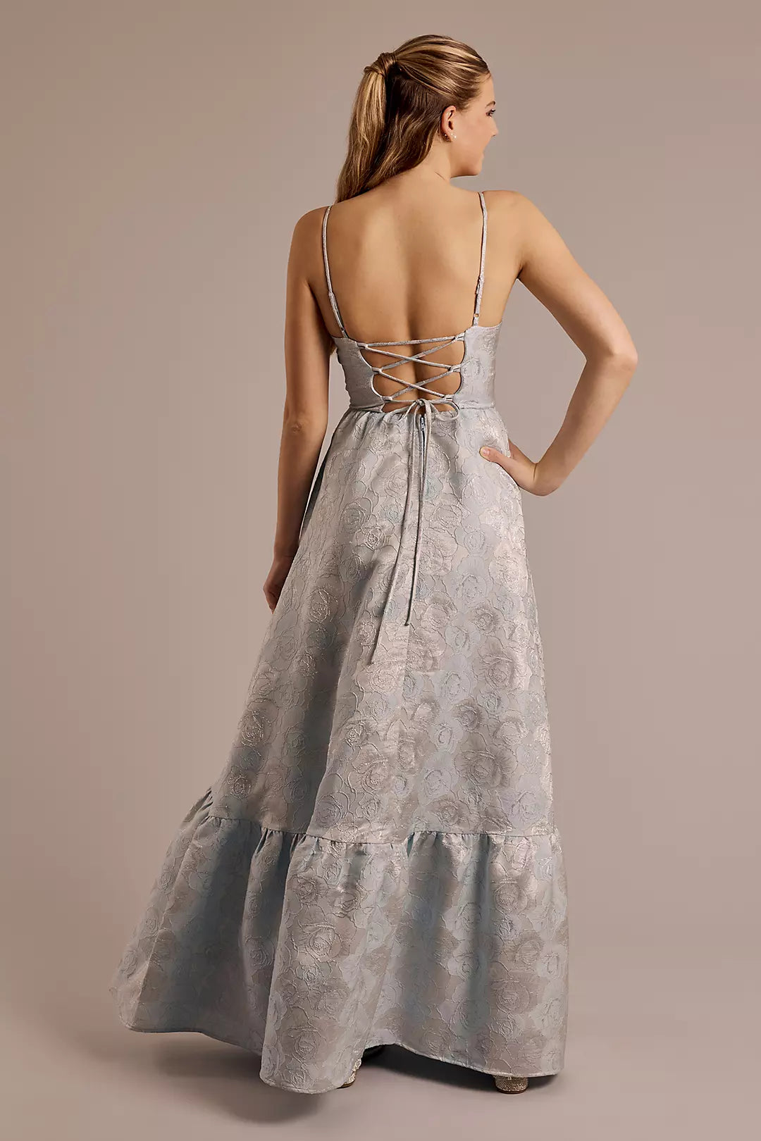 V-neck slim shoulder strap metal satin tight corset ball jersey