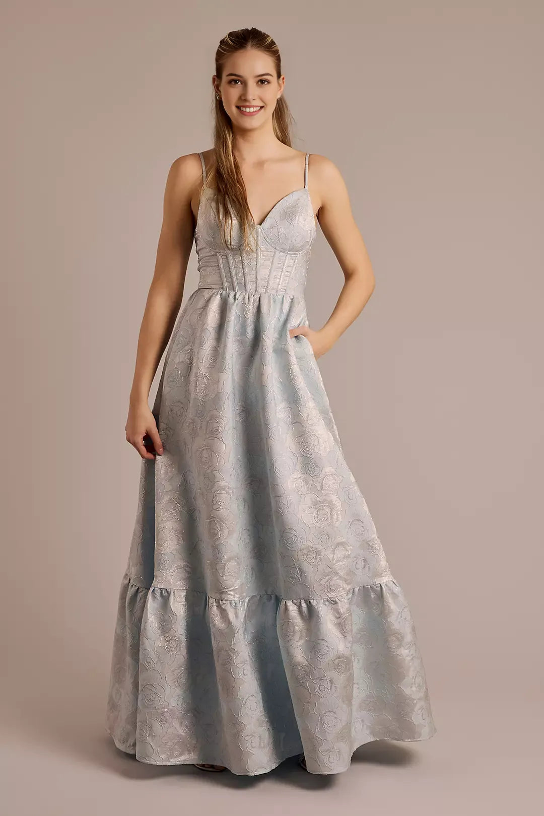 V-neck slim shoulder strap metal satin tight corset ball jersey