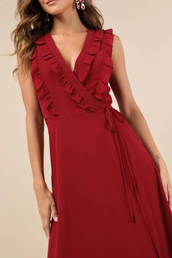 Vintage  Inspired Burgundy Chiffon Evening Gown with Ruffled V - Neck Tie -Waist Detail Maxi Skirt Timeless Charm for Retro Chic Events