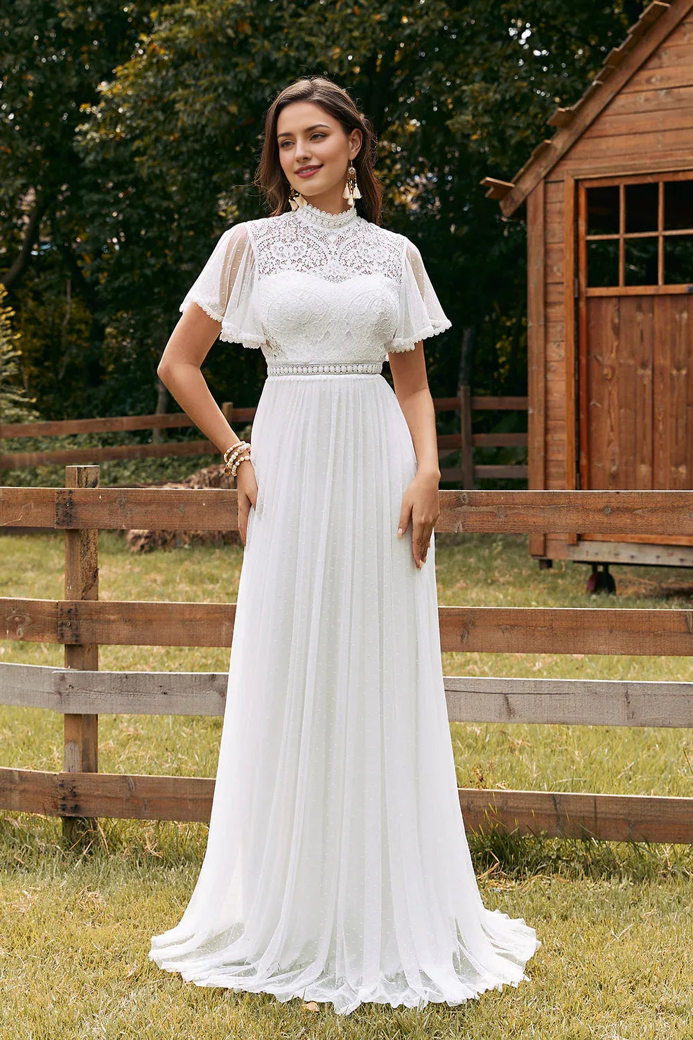Vintage Ivory Chiffon Wedding Dress with Lace