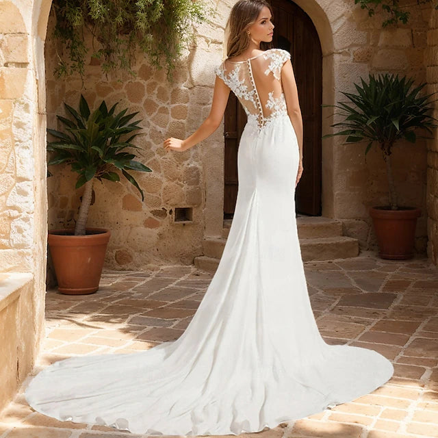 Wedding Dresses Mermaid / Trumpet V Neck Short Sleeve Court Train Stretch Fabric Bridal Gowns With Appliques