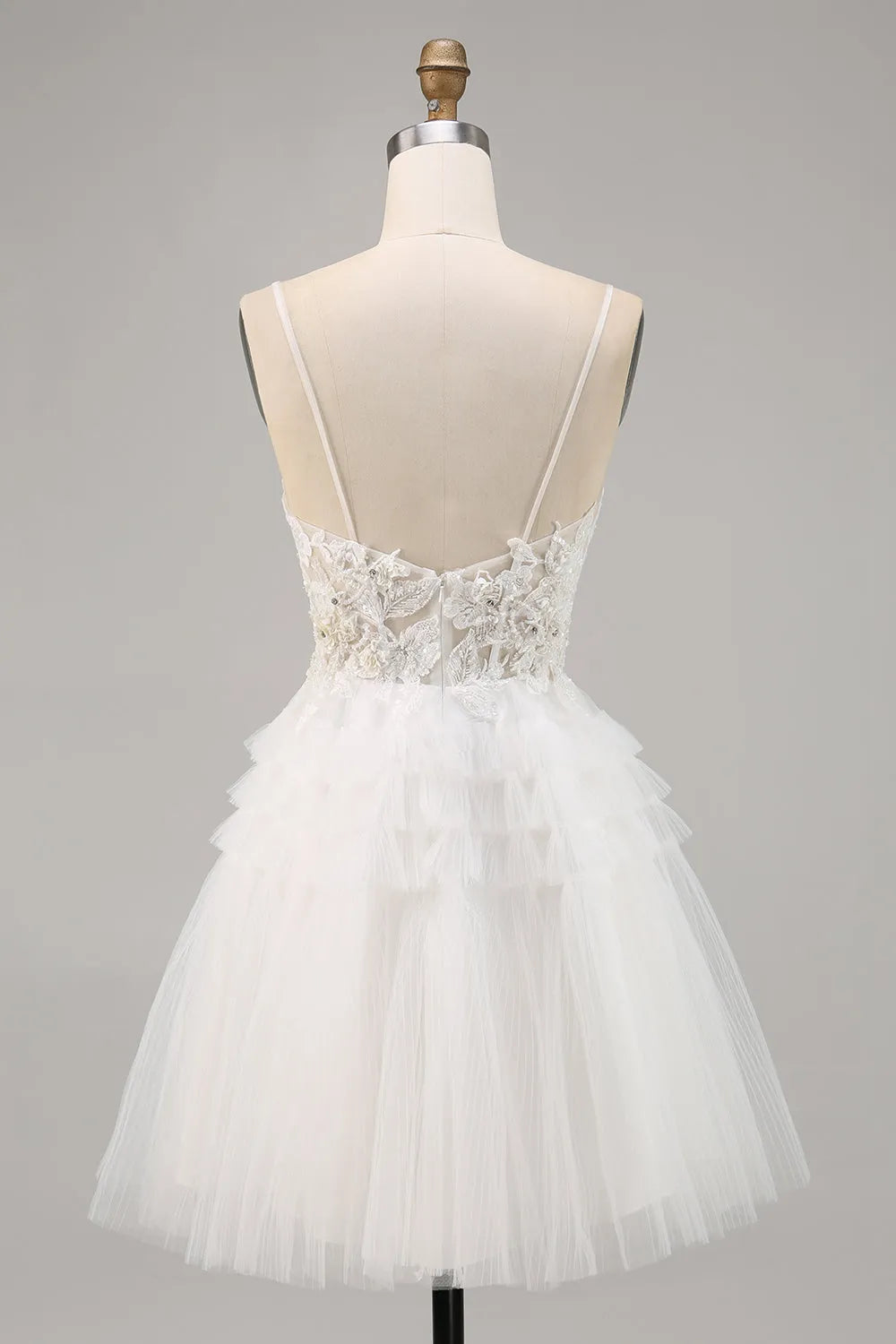White Tulle A Line Short Homecoming Dress with Appliques